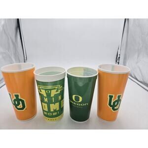 OREGON DUCKS 4 SPIRIT CUP IN VERY GREAT CONDITION GO DUCKS!!! 🏈 🏈🏈🏈